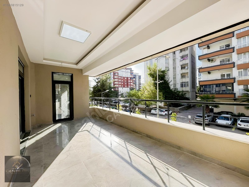 Akkentin Göbeğinde Site İçerisinde Ara Kat Lüks 2,5+1 Daireler — fotoğraf 10