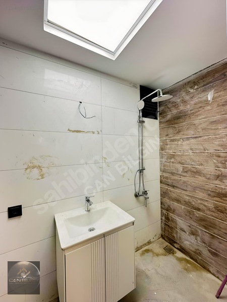 Akkentin Göbeğinde Site İçerisinde Ara Kat Lüks 2,5+1 Daireler — fotoğraf 19