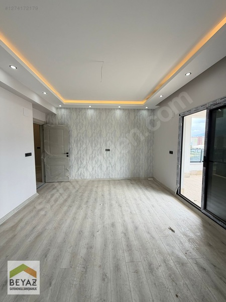 Beyaz- Vali Konağı Karşışı Sitede 4+1 (210m2) Satılık Daire — fotoğraf 11