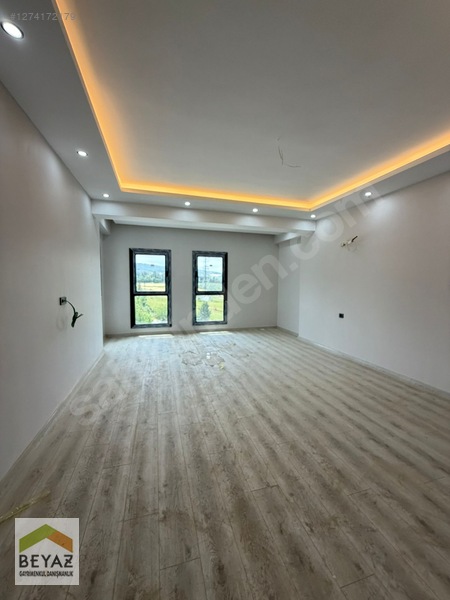 Beyaz- Vali Konağı Karşışı Sitede 4+1 (210m2) Satılık Daire — fotoğraf 15