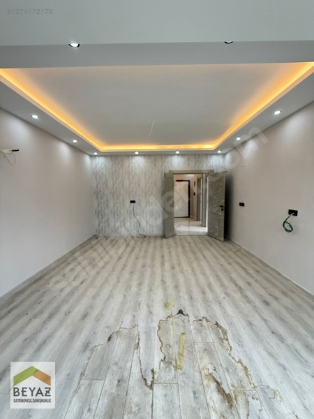 Beyaz- Vali Konağı Karşışı Sitede 4+1 (210m2) Satılık Daire — fotoğraf 16