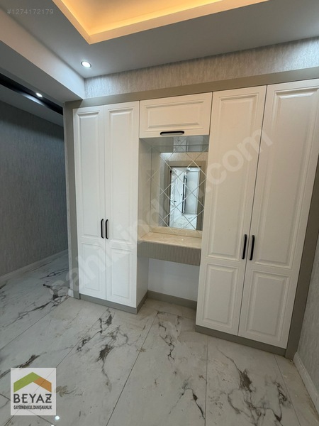 Beyaz- Vali Konağı Karşışı Sitede 4+1 (210m2) Satılık Daire — fotoğraf 17