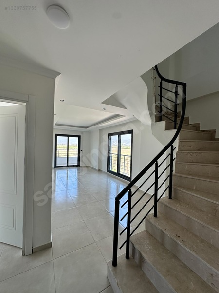 Arsuz Merkez Girişinde Denize Yakın Lüks Sıfır 3+1 Dubleks Daire — fotoğraf 2