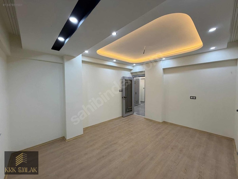 Krk Gayrimenkul Satılık 2.5+1 Ultra Lüks Şık Tasarım — fotoğraf 5