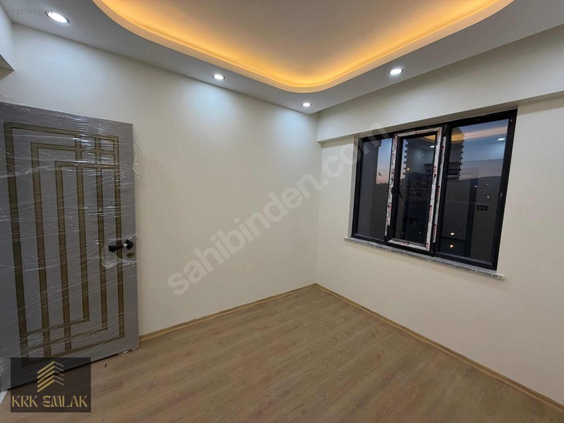 Krk Gayrimenkul Satılık 2.5+1 Ultra Lüks Şık Tasarım — fotoğraf 9