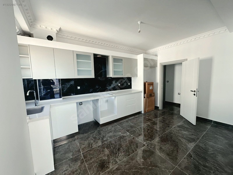 Masadağı Çankaya'Da Havuzlu Ebeveyn Banyolu 3+1 Lüks Sıfır Daire