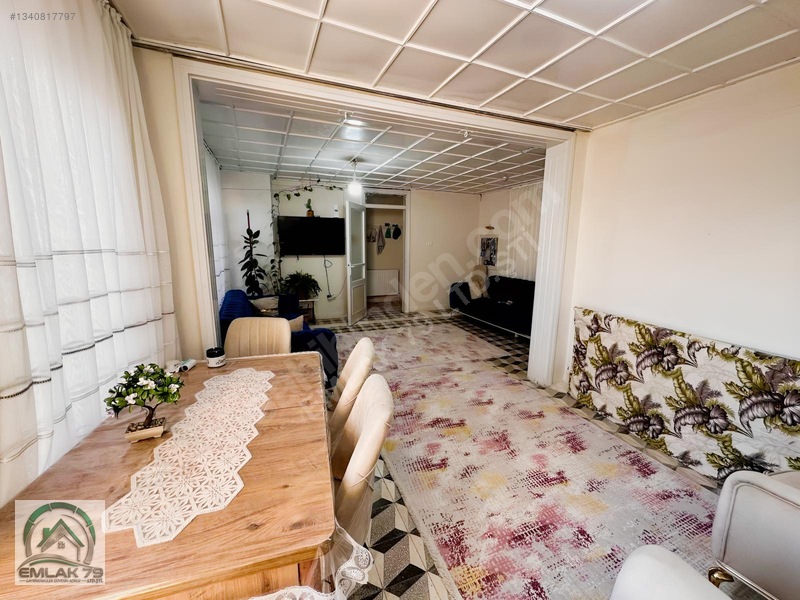 Emlak 79 Dan Şehir Merkezinde Satılık 2+1 Daire — fotoğraf 2