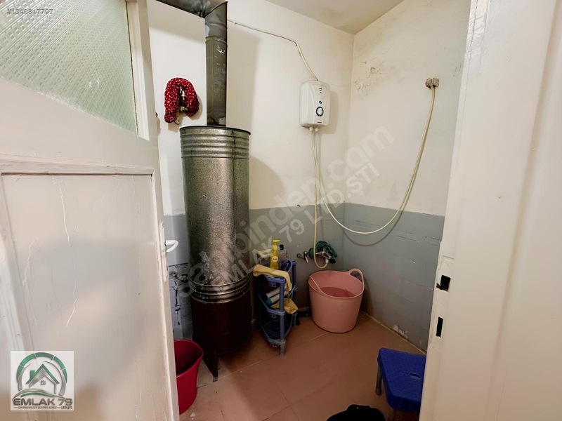 Emlak 79 Dan Şehir Merkezinde Satılık 2+1 Daire — fotoğraf 9