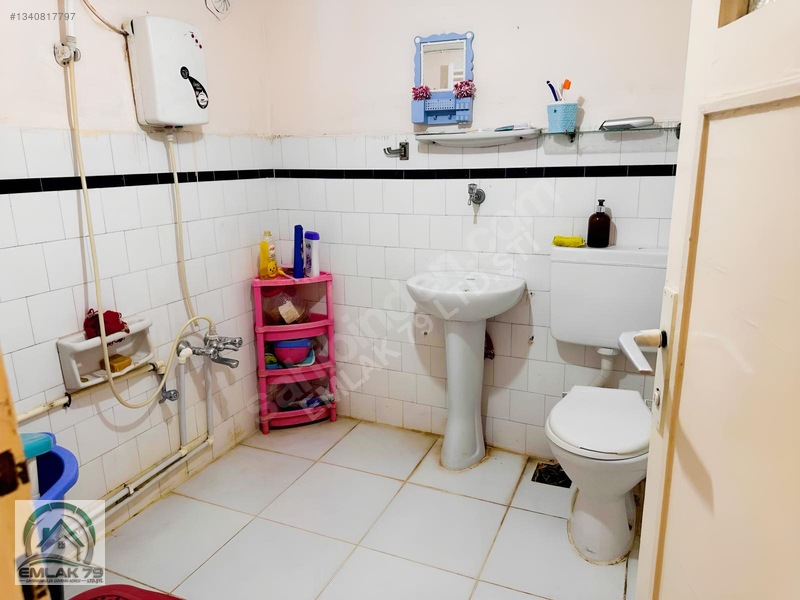Emlak 79 Dan Şehir Merkezinde Satılık 2+1 Daire — fotoğraf 25