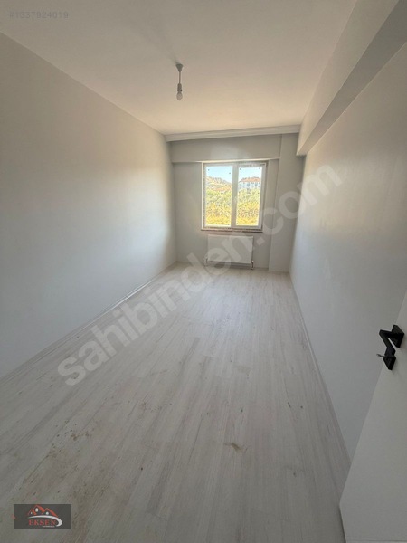 Eksen'den Sunguroğlu Mh. Karakoca Sitesinde Giriş Kat 3+1 — fotoğraf 9
