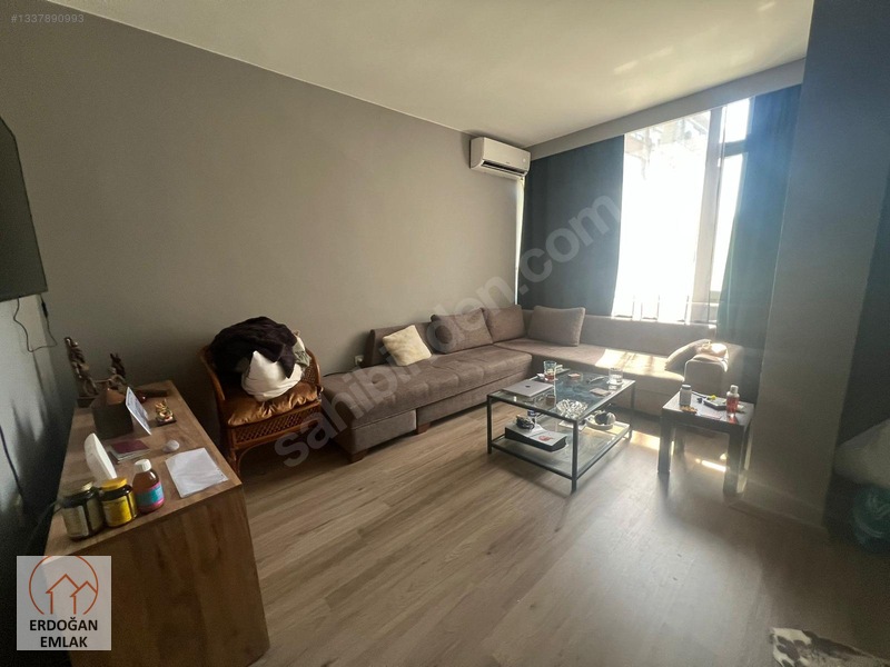 Akmerkez Karşısı Az Katlı Binada Bakımlı Mobilyalı 2+1