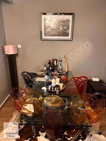 Akmerkez Karşısı Az Katlı Binada Bakımlı Mobilyalı 2+1 — fotoğraf 5