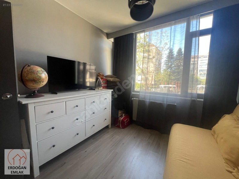 Akmerkez Karşısı Az Katlı Binada Bakımlı Mobilyalı 2+1 — fotoğraf 15