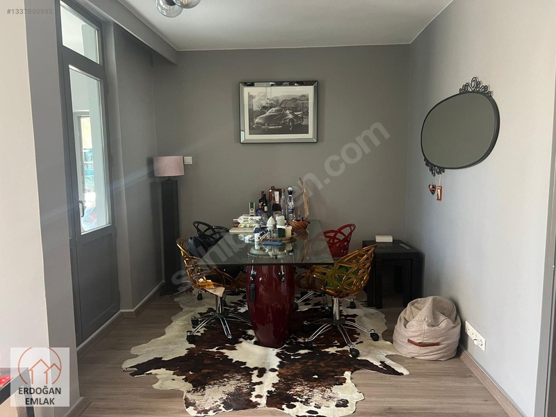 Akmerkez Karşısı Az Katlı Binada Bakımlı Mobilyalı 2+1 — fotoğraf 17