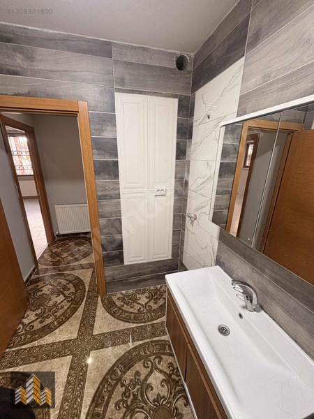 Aak Emlak | 3+1 Müstakil Girişli Kullanışlı | 100 M2 — fotoğraf 9
