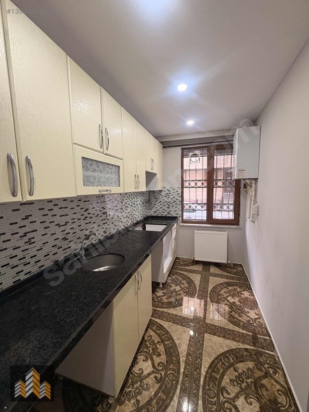 Aak Emlak | 3+1 Müstakil Girişli Kullanışlı | 100 M2 — fotoğraf 12