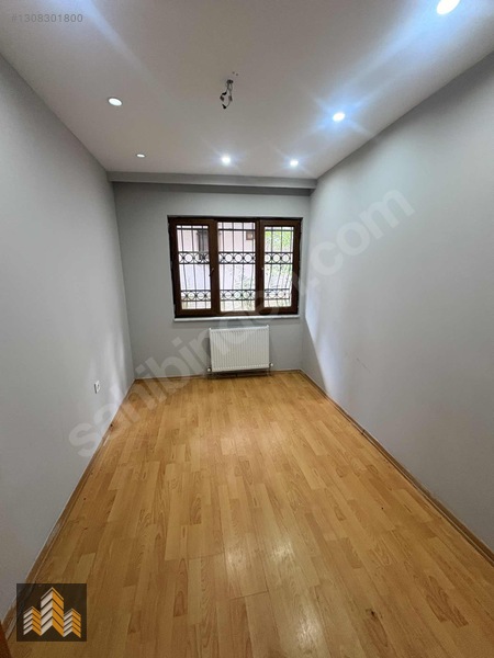 Aak Emlak | 3+1 Müstakil Girişli Kullanışlı | 100 M2 — fotoğraf 20
