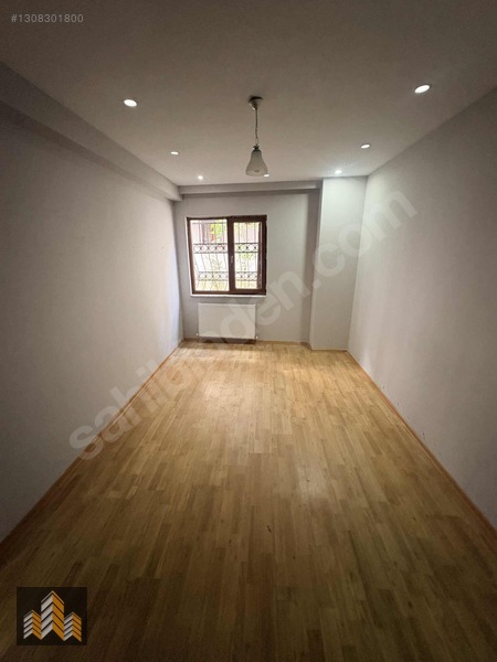 Aak Emlak | 3+1 Müstakil Girişli Kullanışlı | 100 M2 — fotoğraf 25