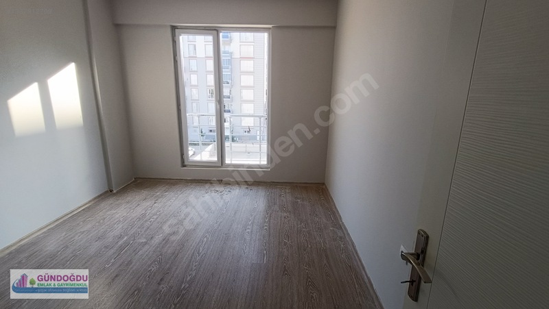 Gündoğdu Emlaktan Barguzuda Kiralık 3+1 Daire — fotoğraf 10