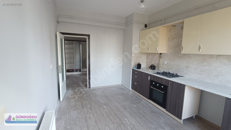 Gündoğdu Emlaktan Barguzuda Kiralık 3+1 Daire — fotoğraf 15