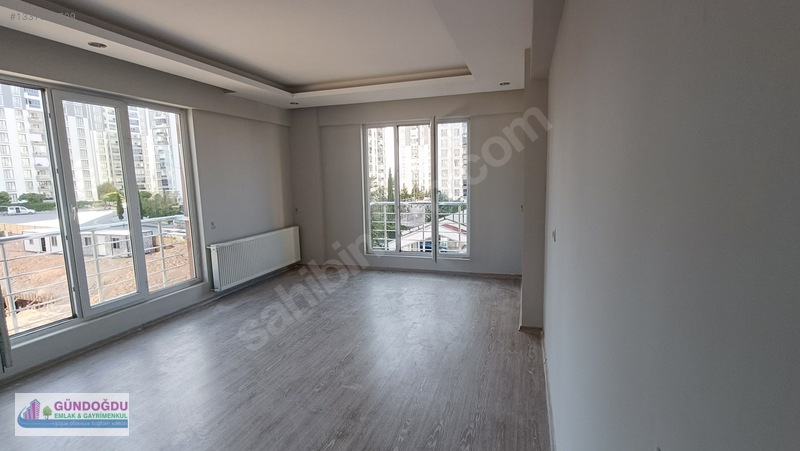 Gündoğdu Emlaktan Barguzuda Kiralık 3+1 Daire — fotoğraf 16