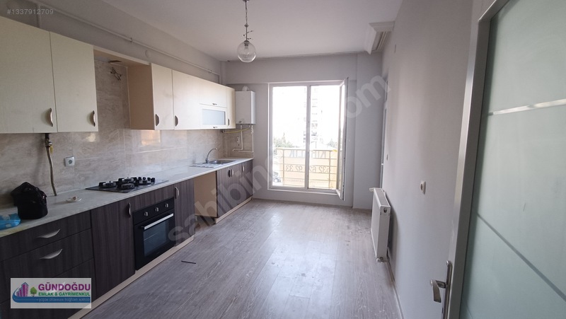 Gündoğdu Emlaktan Barguzuda Kiralık 3+1 Daire — fotoğraf 18