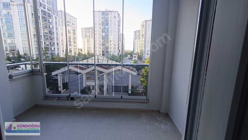 Gündoğdu Emlaktan Barguzuda Kiralık 3+1 Daire — fotoğraf 19