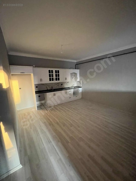 Acil Satılık | Sıfır 3+1 | 140 M² | Site İçerisinde | — fotoğraf 4
