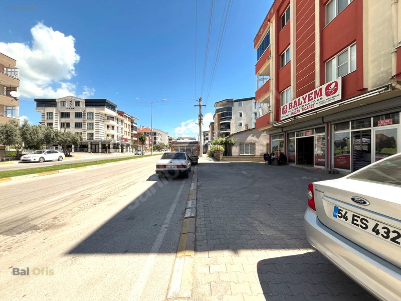 C21 Bal'dan Paşaalanı Mah.'de Arakat Kiralık 3+1 Daire — fotoğraf 2