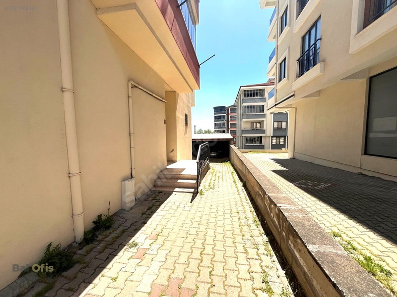 C21 Bal'dan Paşaalanı Mah.'de Arakat Kiralık 3+1 Daire — fotoğraf 5