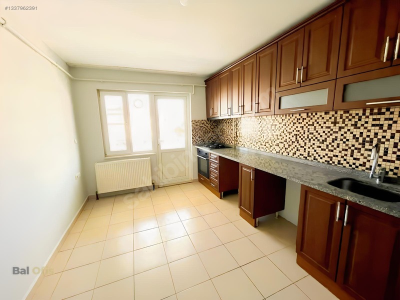 C21 Bal'dan Paşaalanı Mah.'de Arakat Kiralık 3+1 Daire — fotoğraf 21
