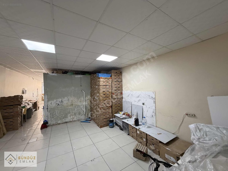 Şehrin Parlak Bölgesinde 90m2 Düz Girişli Dükkanımız Satılıktır. — fotoğraf 12