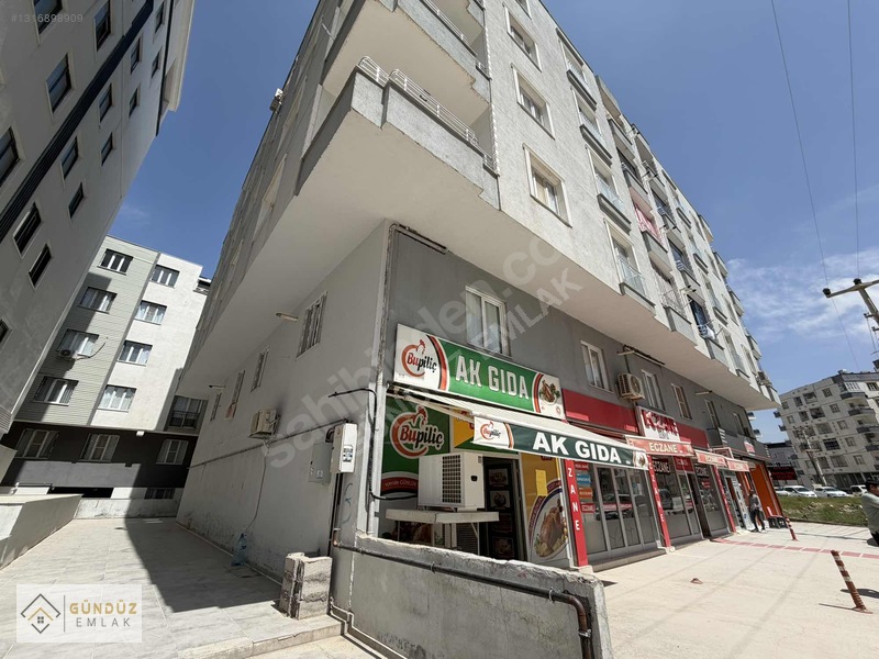 Şehrin Parlak Bölgesinde 90m2 Düz Girişli Dükkanımız Satılıktır. — fotoğraf 33