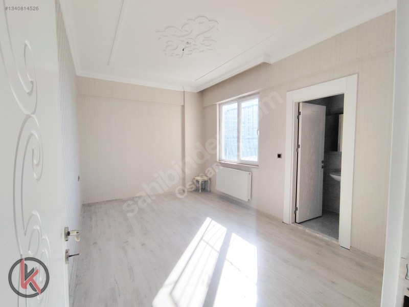 Beykent'te Cam Balkon Duvar Kağıtlı Geniş Oturumlu 3+1 Lüks Dai — fotoğraf 36