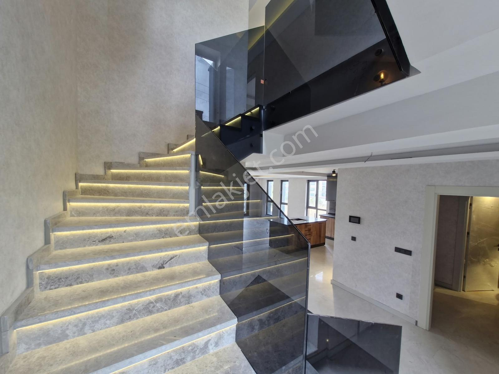 İncek Kızılcaşar Tek Yapıda Emsalsiz Asansörlü 4+2 Satılık Villa — fotoğraf 27