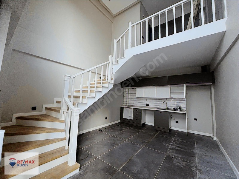 Alanlıda Villa Tadında 2+1 Loft Daire Satılık — fotoğraf 16