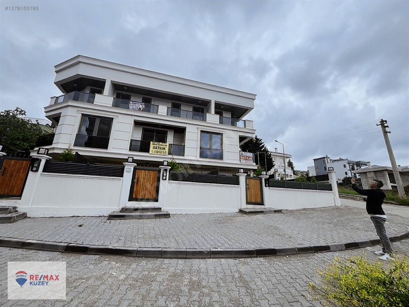 Alanlıda Villa Tadında 2+1 Loft Daire Satılık — fotoğraf 22
