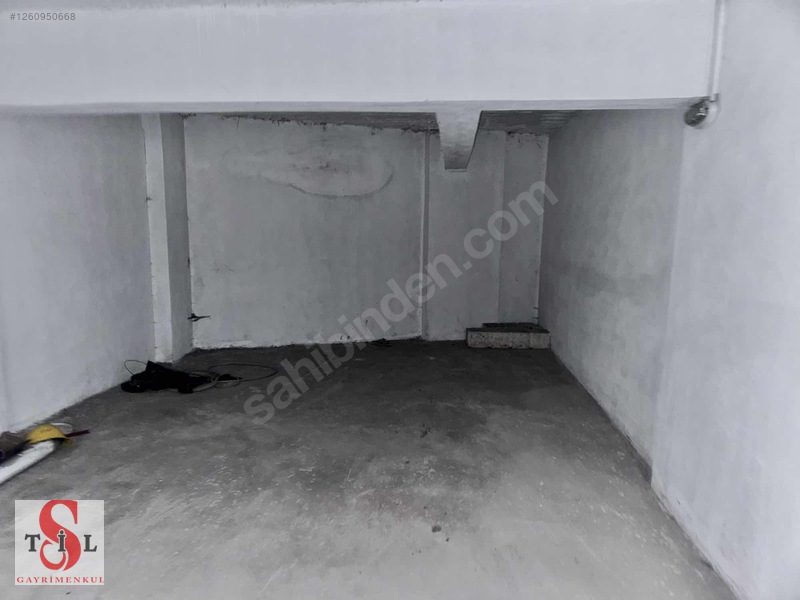 İstiklal Mahallesi'nde Otomatik Kepenkli, 80+75m² Satılık Mağaza — fotoğraf 8