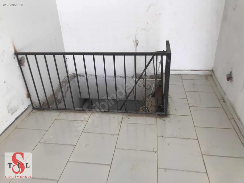 İstiklal Mahallesi'nde Otomatik Kepenkli, 80+75m² Satılık Mağaza — fotoğraf 10