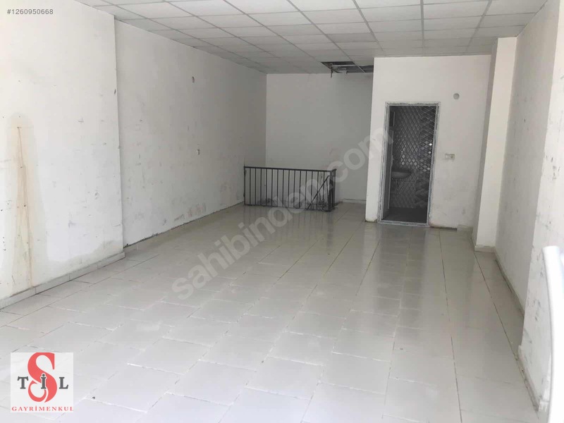 İstiklal Mahallesi'nde Otomatik Kepenkli, 80+75m² Satılık Mağaza — fotoğraf 14