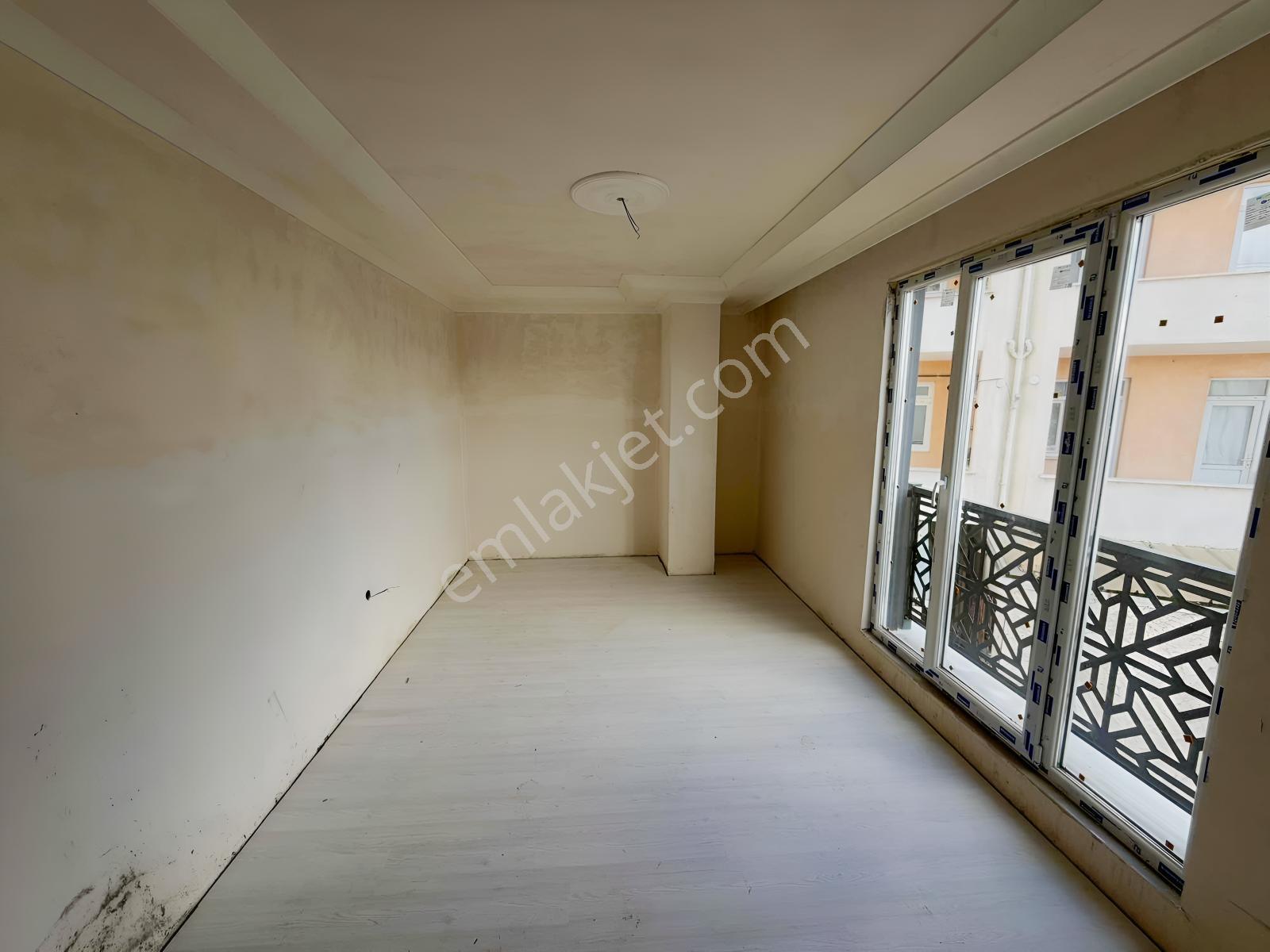 Sırasöğütler Mahallesinde Satılık 2+1 Ara Kat | Sıfır Asansörlü — fotoğraf 2