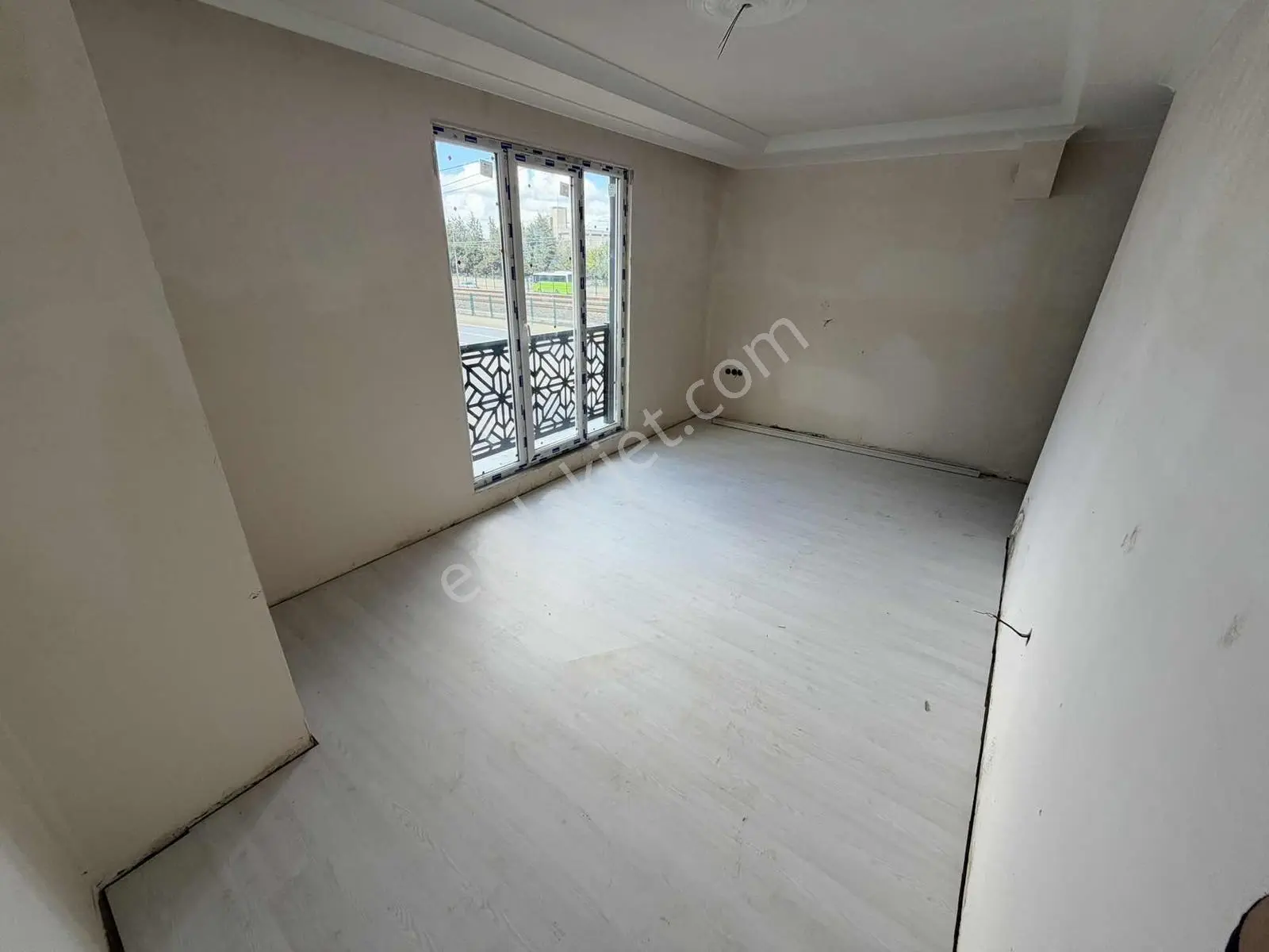 Sırasöğütler Mahallesinde Satılık 2+1 Ara Kat | Sıfır Asansörlü — fotoğraf 3