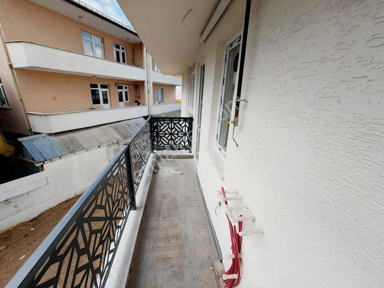 Sırasöğütler Mahallesinde Satılık 2+1 Ara Kat | Sıfır Asansörlü — fotoğraf 15