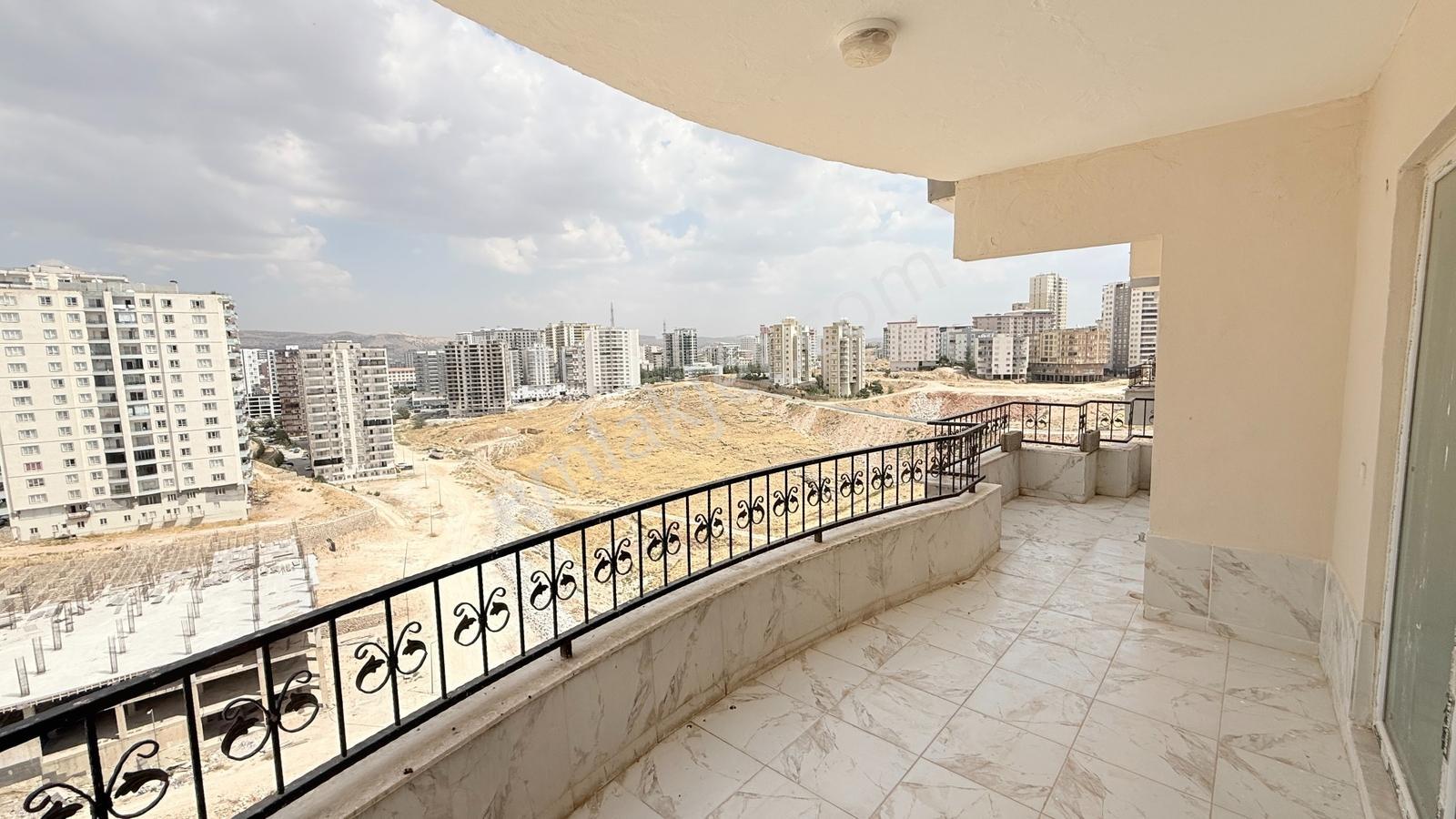 Mezopotamyanın Bakımlı Satılık 4+1 Dairesi İsbay Emlak'ta — fotoğraf 12