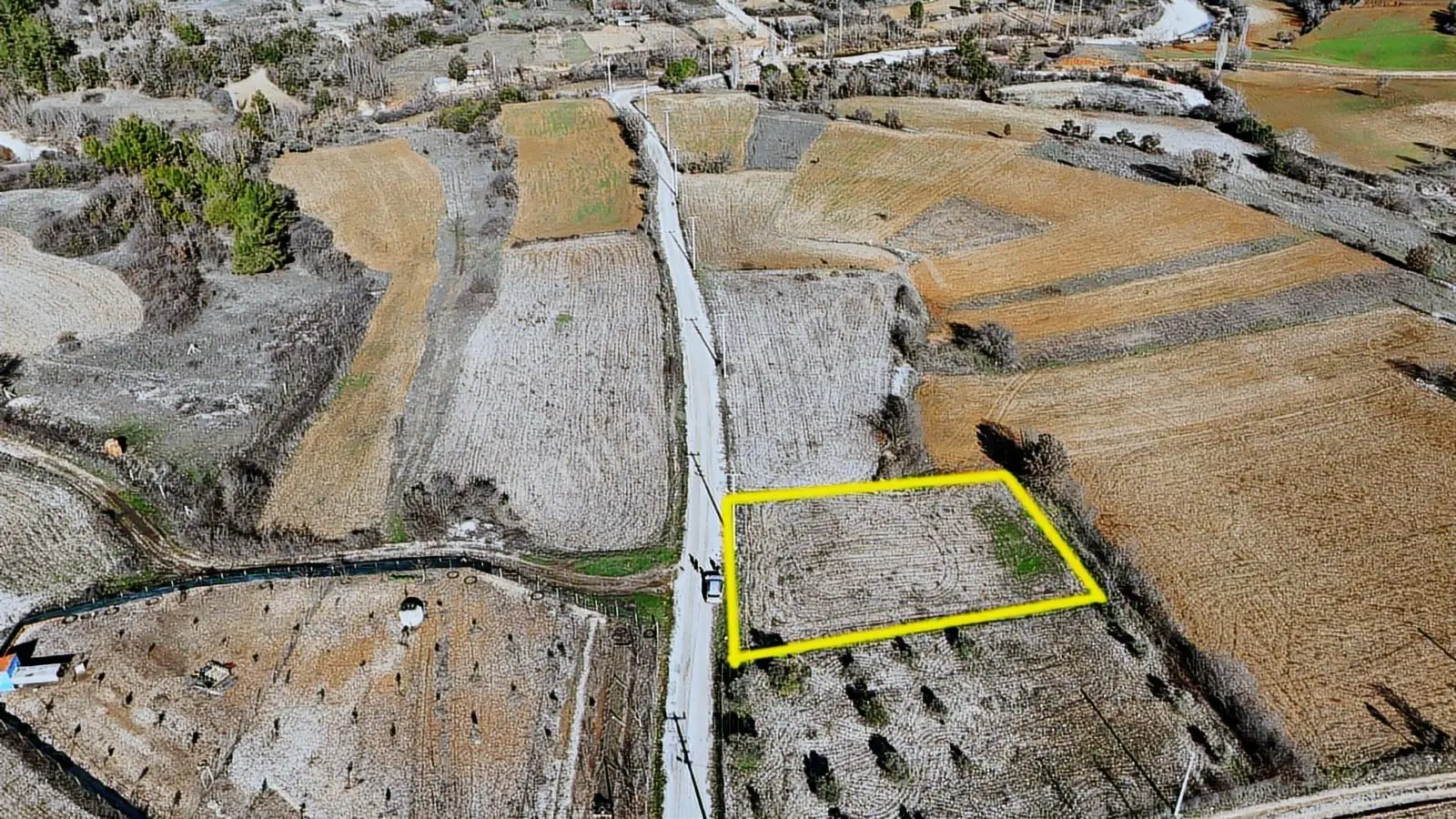 Yenibağyaka'da Köye Yakın Anayol Kenarı 1222 M2 Tarla — fotoğraf 4