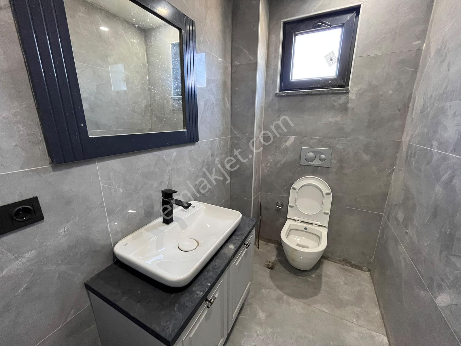 Silivri Ortaköyde İskanlı Havuzlu Sitede 4+1 Sıfır Villa — fotoğraf 8