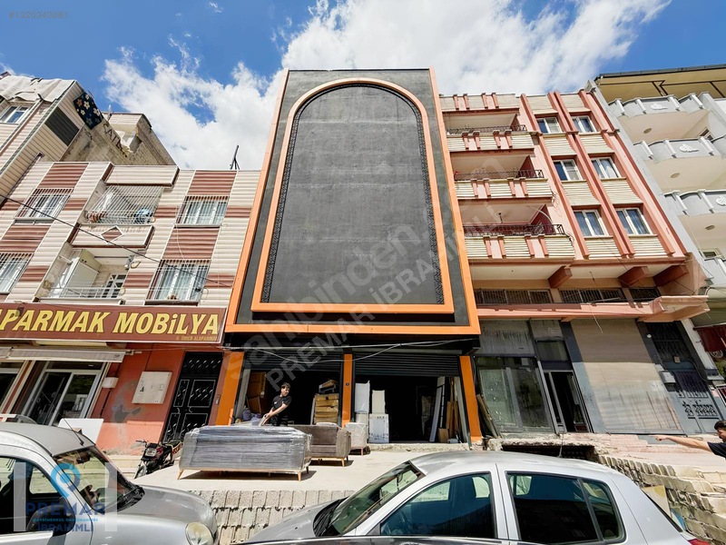 Cadde Üzeri Satılık 6 Katlı İş Yeri (1500m²) — fotoğraf 4