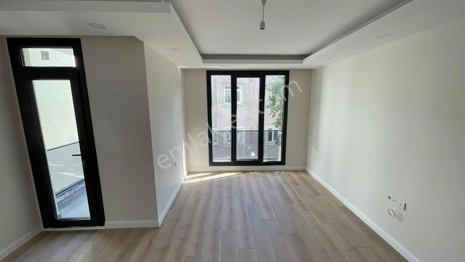 Satılık Avcılar Merkezde Ferah 2+1 Daire — fotoğraf 5