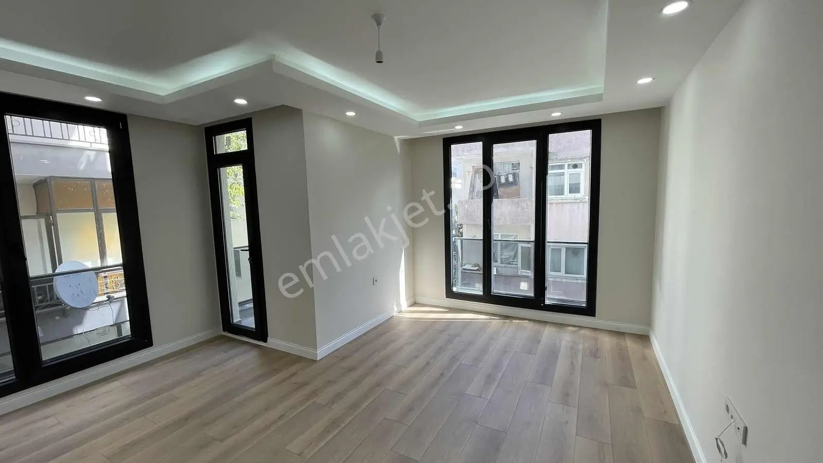 Satılık Avcılar Merkezde Ferah 2+1 Daire — fotoğraf 7