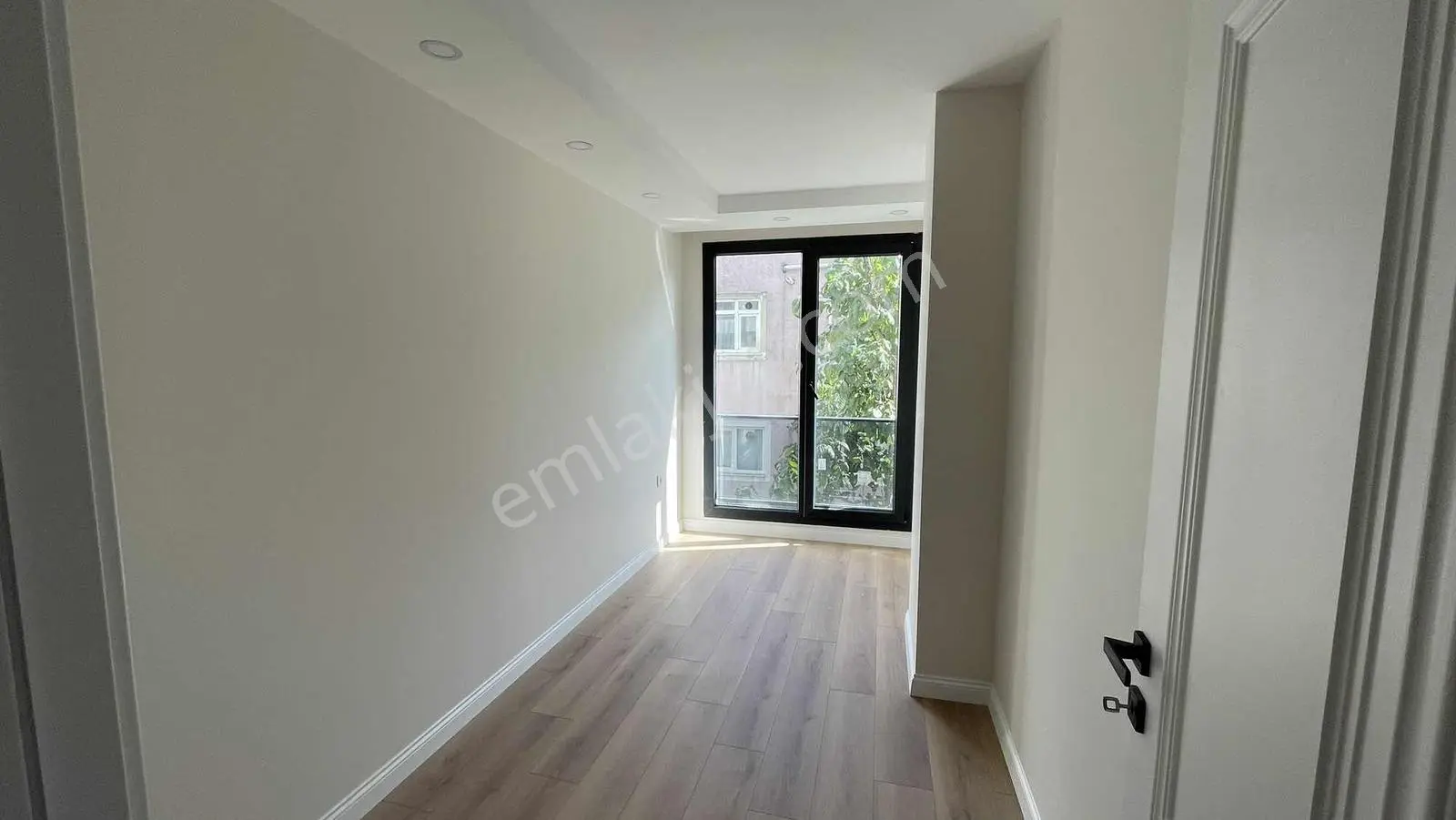 Satılık Avcılar Merkezde Ferah 2+1 Daire — fotoğraf 15